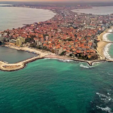 ゲストハウス Tia Maria Is Situated In The Southern Part Of The Sunny