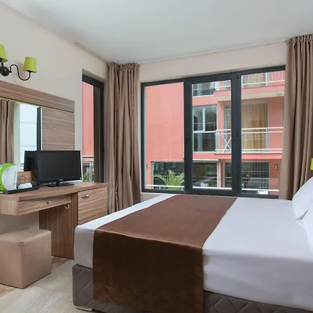 Penzion Tia Maria Is Situated In The Southern Part Of The Sunny Sluneční pobřeží