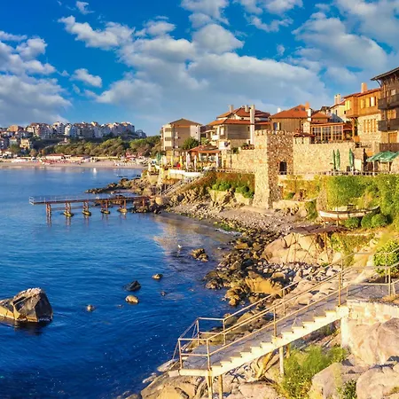 بيت ضيافة Tia Maria Is Situated In The Southern Part Of The Sunny ساني بيتش