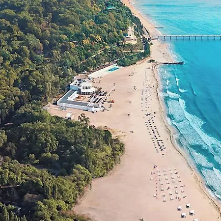 Къща за гости Tia Maria Is Situated In The Southern Part Of The Sunny 3*