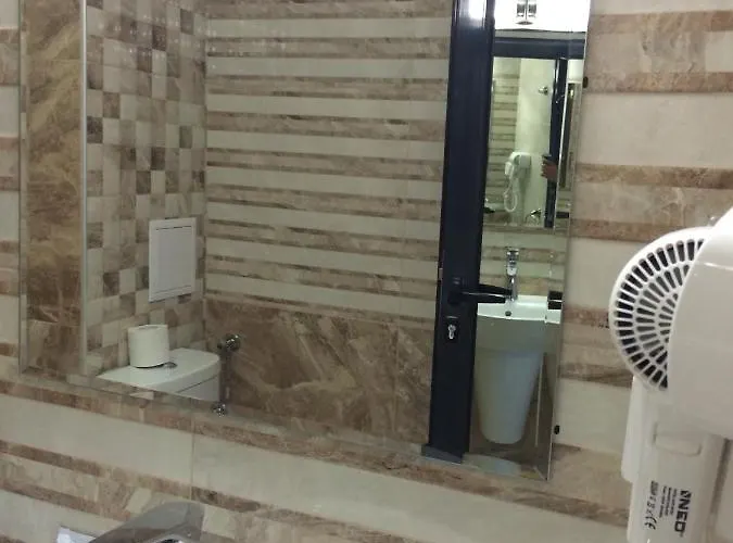 Pensjonat Tia Maria Is Situated In The Southern Part Of The Sunny Słoneczny Brzeg