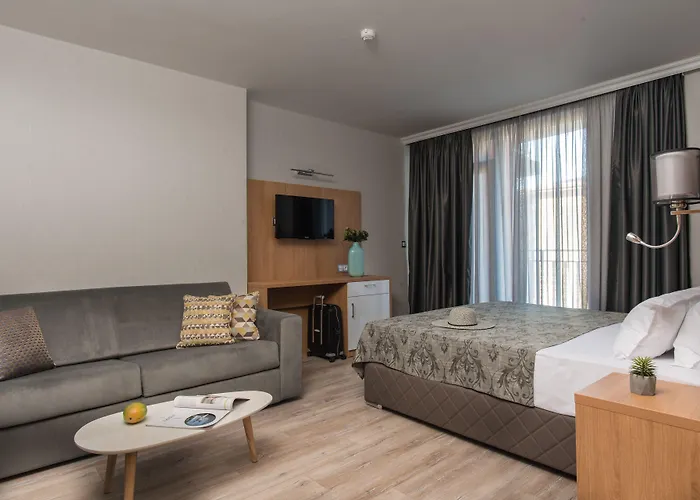 Tia Maria Is Situated In The Southern Part Of The Sunny 3* Słoneczny Brzeg