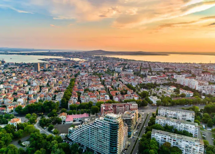 Pensionat Tia Maria Is Situated In The Southern Part Of The Sunny